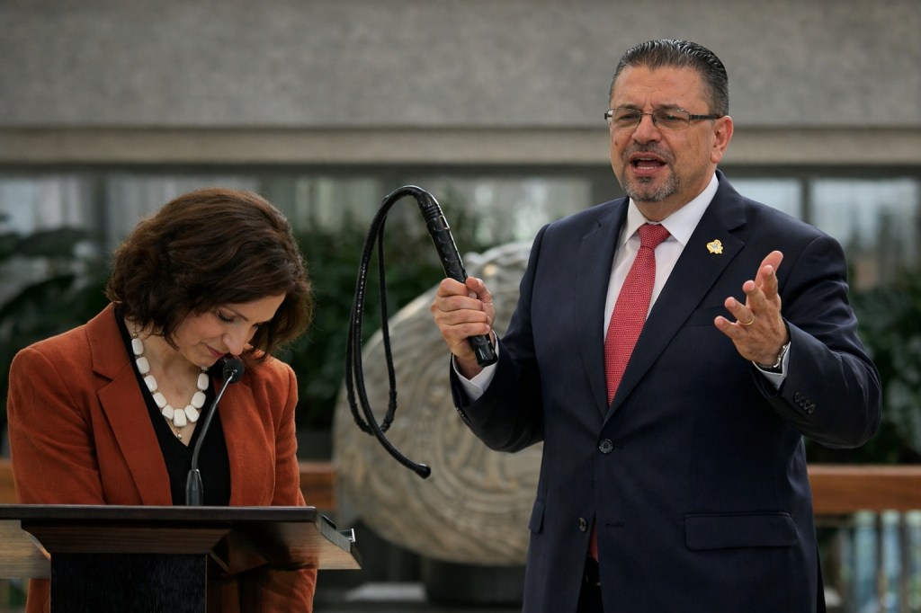 La humillación pública por un&nbsp;salario